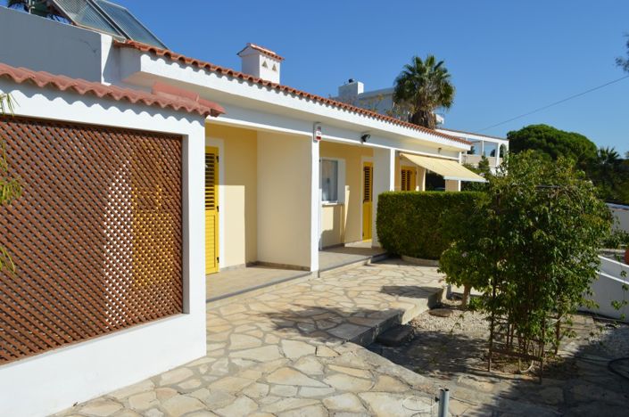 Image No.2-3 Bed Bungalow for sale