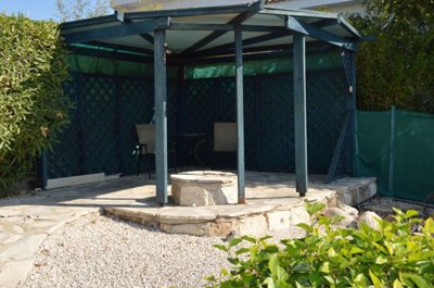 Bungalow For Sale  in  Coral Bay