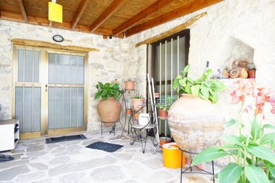 Bungalow For Sale  in  Kelokedara