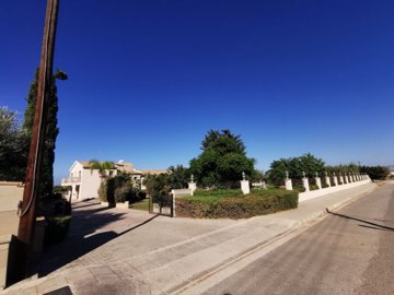 Detached Villa For Sale  in  Empa