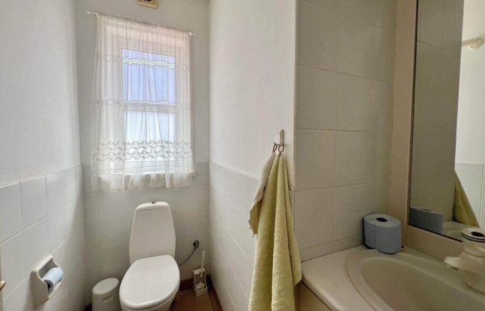 Image No.10-5 Bed Villa for sale