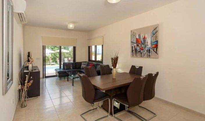 Image No.5-Villa de 4 chambres à vendre à Polis Chrysochous