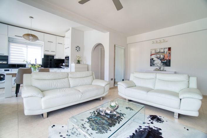 Image No.5-Appartement de 2 chambres à vendre à Kato Paphos