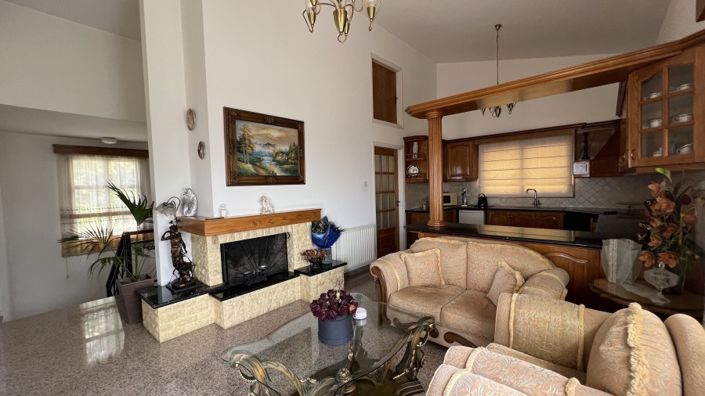 Image No.9-3 Bed Villa for sale