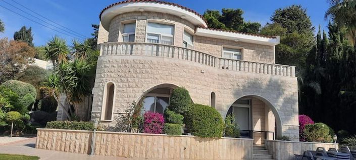 Image No.2-Villa de 4 chambres à vendre à Chlorakas