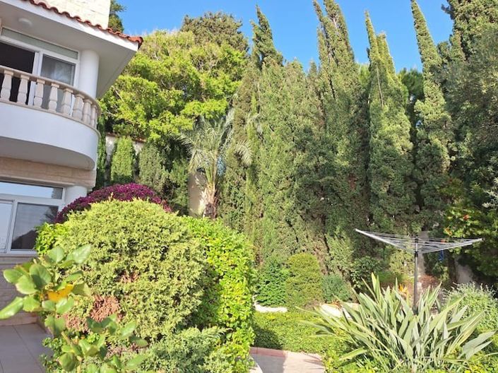 Image No.5-Villa de 4 chambres à vendre à Chlorakas