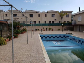 Detached Villa For Sale  in  Select Location