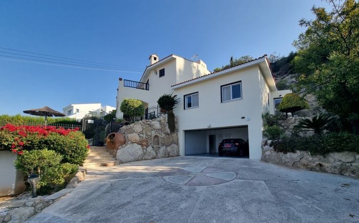 Image No.2-Villa de 5 chambres à vendre à Kamares