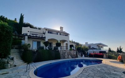 Detached Villa For Sale  in  Kamares