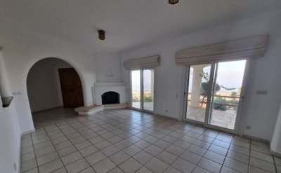 Detached Villa For Sale  in  Kamares