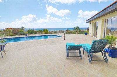 Detached Villa For Sale  in  Sea Caves