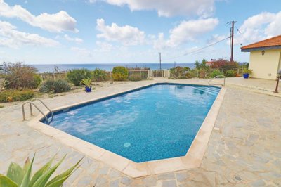 Detached Villa For Sale  in  Sea Caves