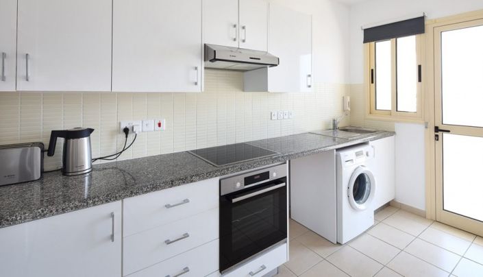 Image No.3-Appartement de 2 chambres à vendre à Kato Paphos