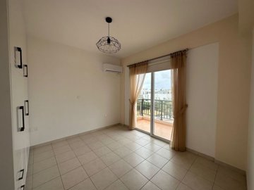 Apartment For Sale  in  Yeroskipou