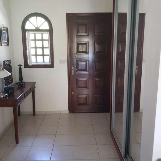 Image No.3-Villa de 3 chambres à vendre à Kamares