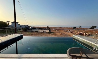 Detached Villa For Sale  in  Sea Caves