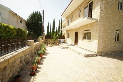 Detached Villa For Sale  in  Select Location