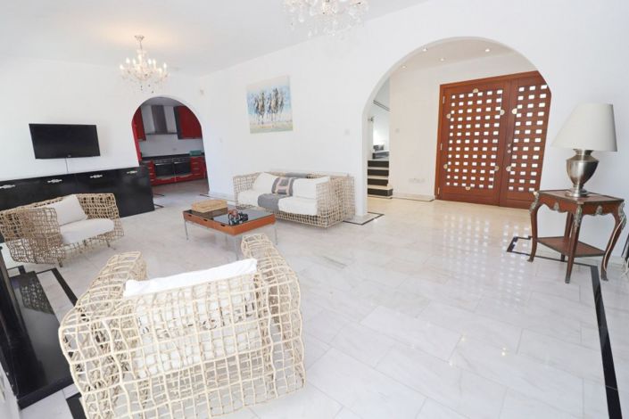 Image No.5-Villa de 5 chambres à vendre à Coral Bay