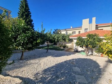 Detached Villa For Sale  in  Select Location