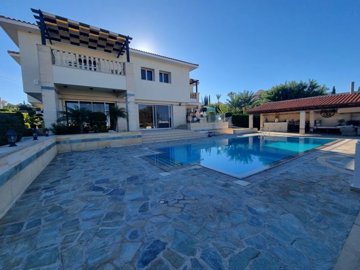 Detached Villa For Sale  in  Select Location