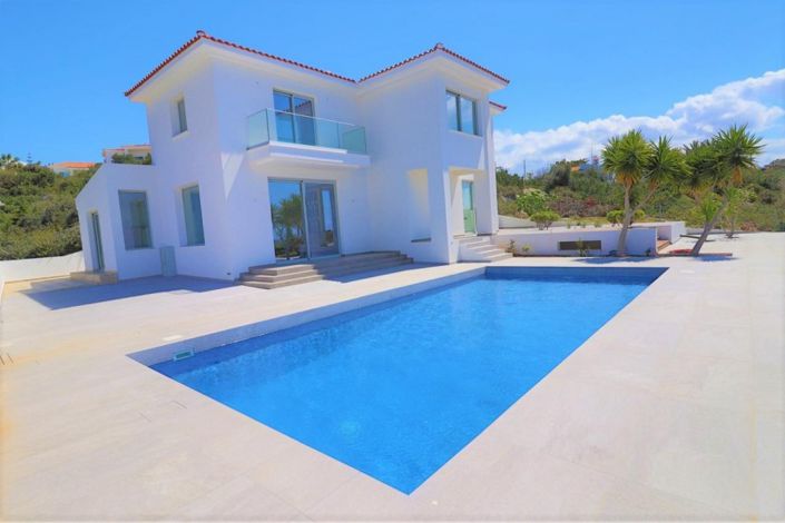 Image No.2-Villa de 4 chambres à vendre à Sea Caves