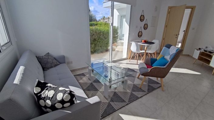 Image No.4-Commercial à vendre à Yeroskipou