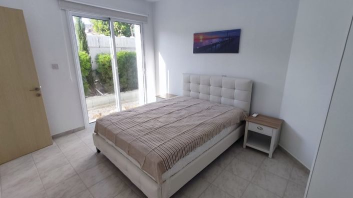 Image No.8-Commercial à vendre à Yeroskipou