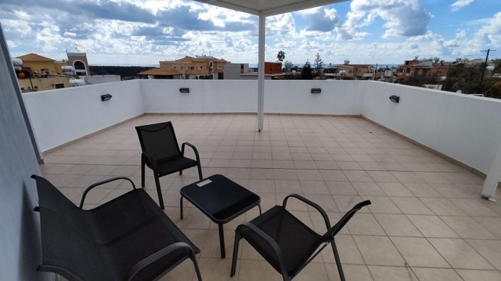 Image No.9-Commercial à vendre à Yeroskipou