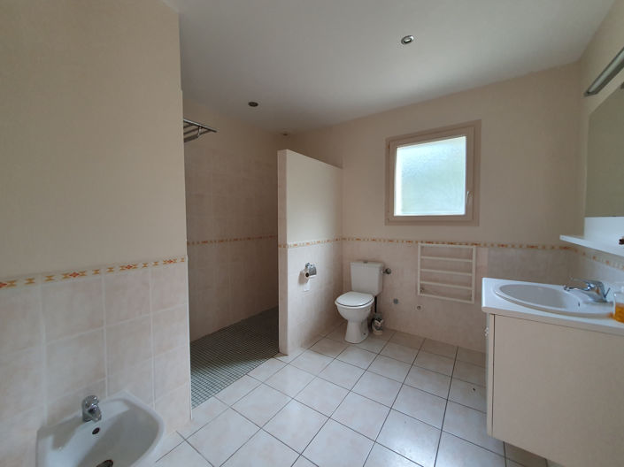 Image No.12-Maison de 3 chambres à vendre à Serres-et-Montguyard