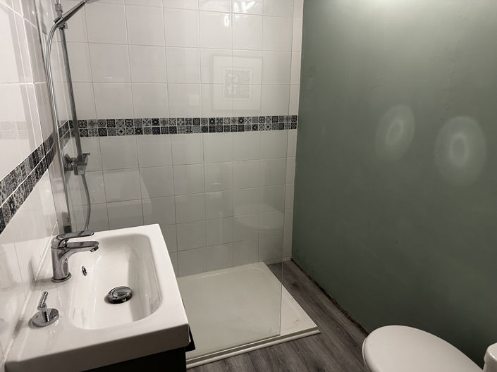 Image No.13-2 Bed House for sale