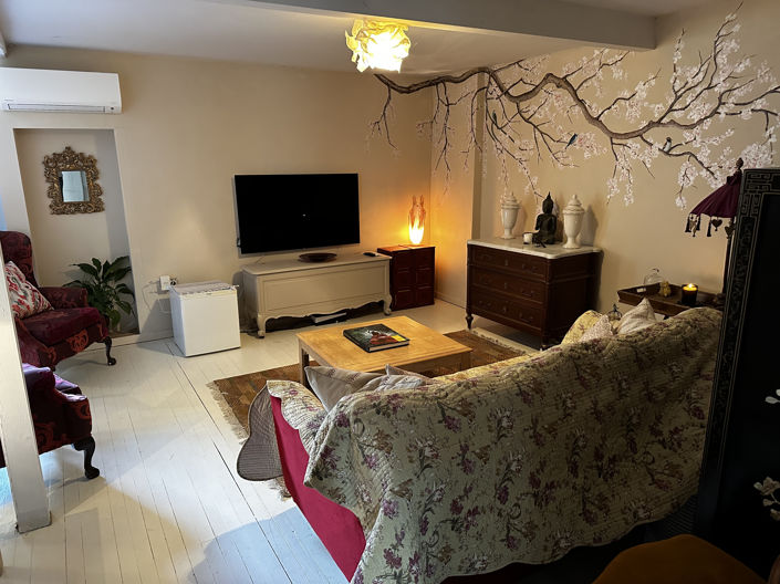 Image No.5-2 Bed House for sale