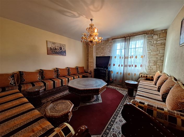 Image No.10-2 Bed House for sale