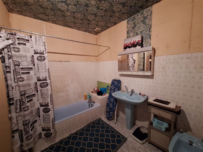 Image No.7-2 Bed House for sale