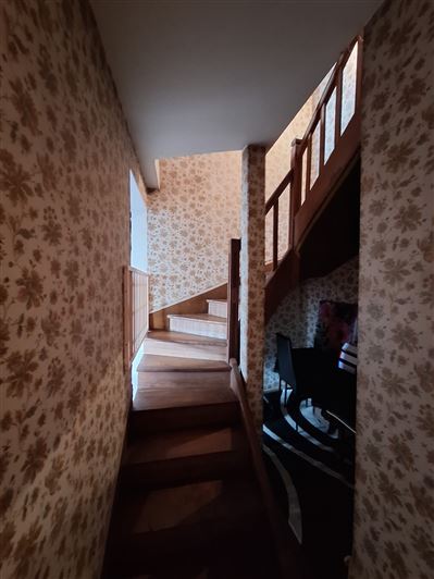 Image No.8-2 Bed House for sale