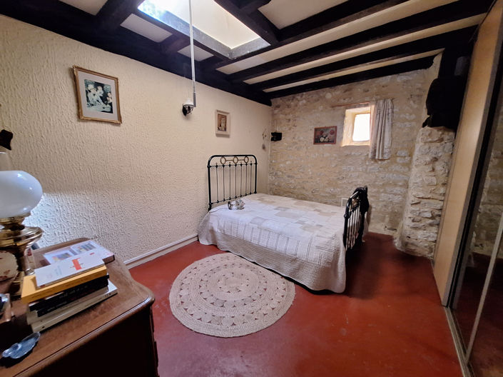 Image No.14-2 Bed House for sale