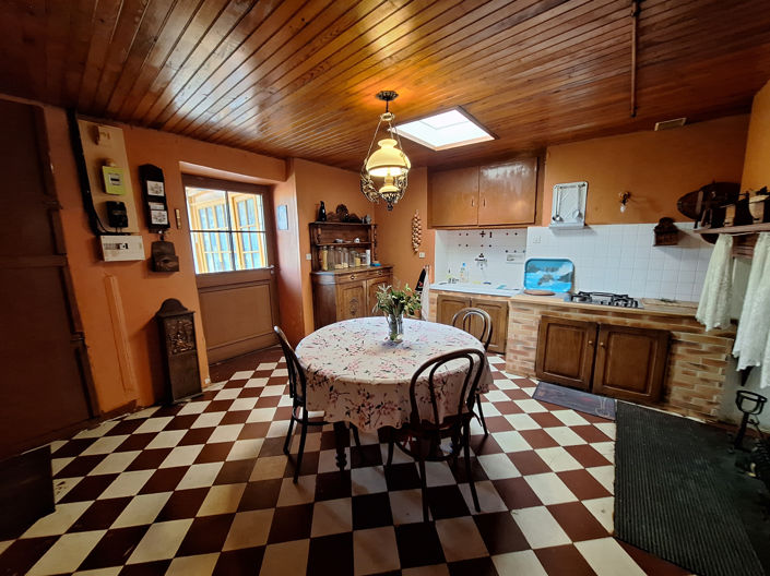 Image No.7-2 Bed House for sale