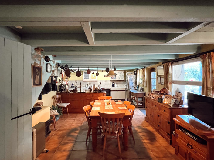 Image No.3-3 Bed House for sale