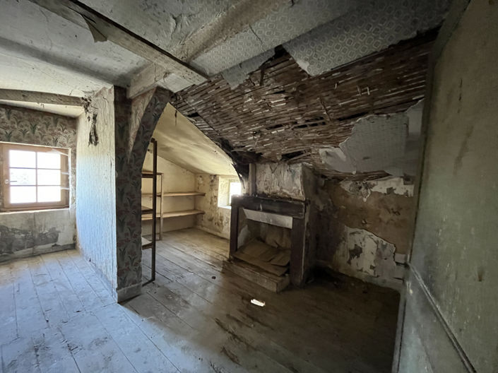 Image No.12-5 Bed House for sale