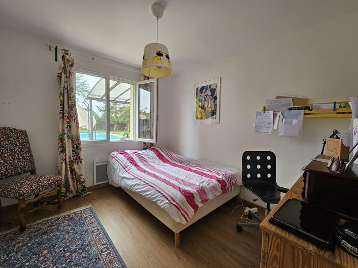 Image No.16-Maison de 4 chambres à vendre à Cours-de-Pile