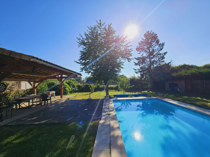 Image No.5-Maison de 4 chambres à vendre à Cours-de-Pile