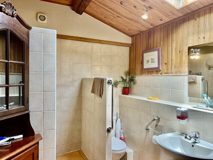 Image No.20-Propriété de 15 chambres à vendre à Duras