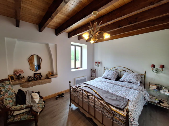 Image No.6-4 Bed House for sale