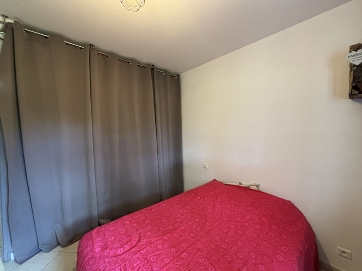 Image No.13-4 Bed House for sale