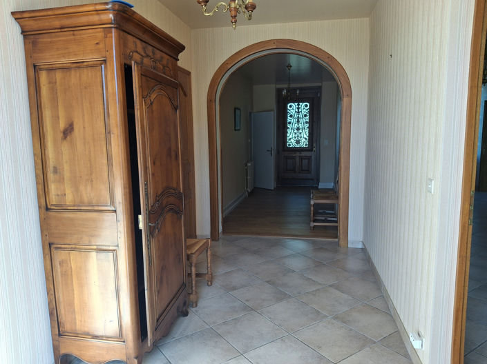 Image No.5-4 Bed House for sale