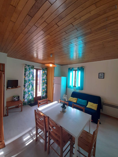 Image No.8-21 Bed Cottage for sale