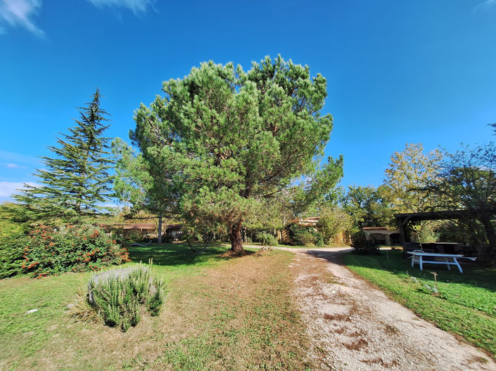 Image No.5-10 Bed Property for sale