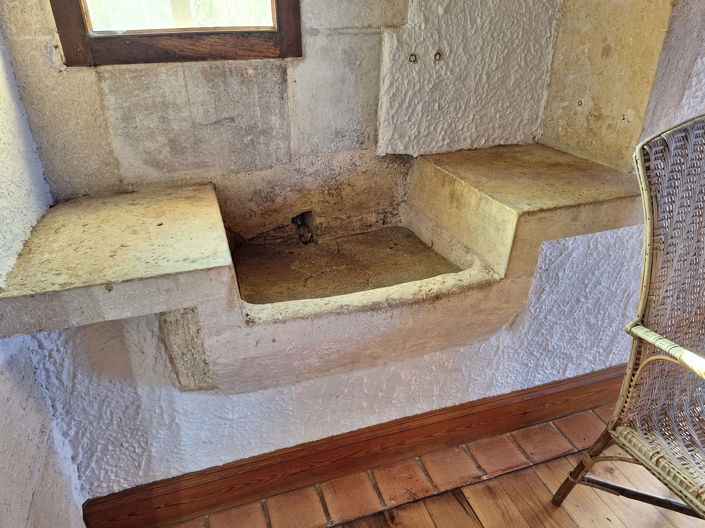 Image No.6-4 Bed House for sale