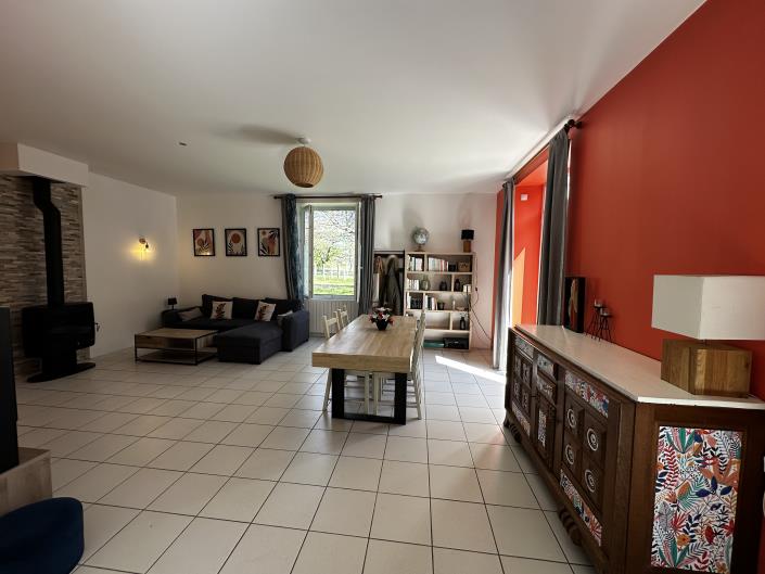 Image No.3-Maison de campagne de 4 chambres à vendre à Lauzun