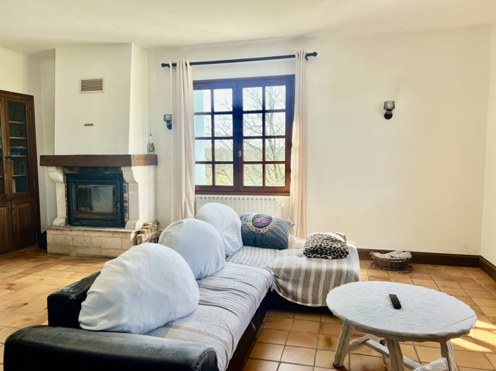 Image No.3-4 Bed House for sale