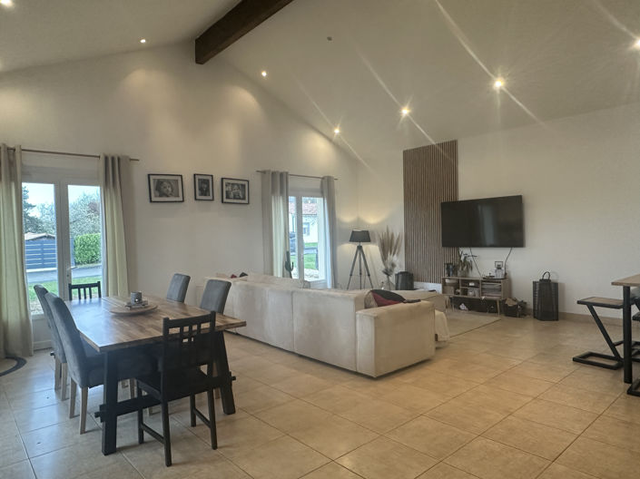 Image No.5-Maison de 4 chambres à vendre à Miramont-de-Guyenne